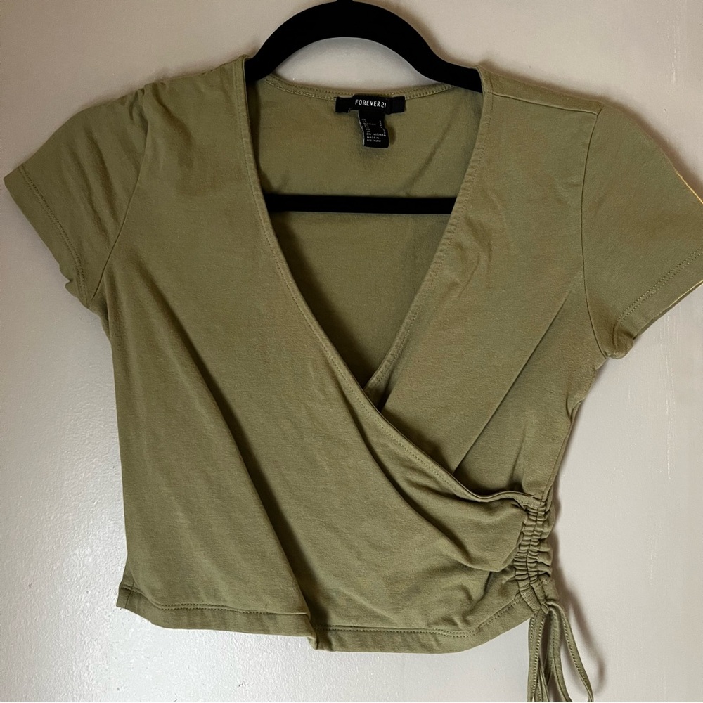Forever 21 Olive Green V-Neck Crop Top—Size Small